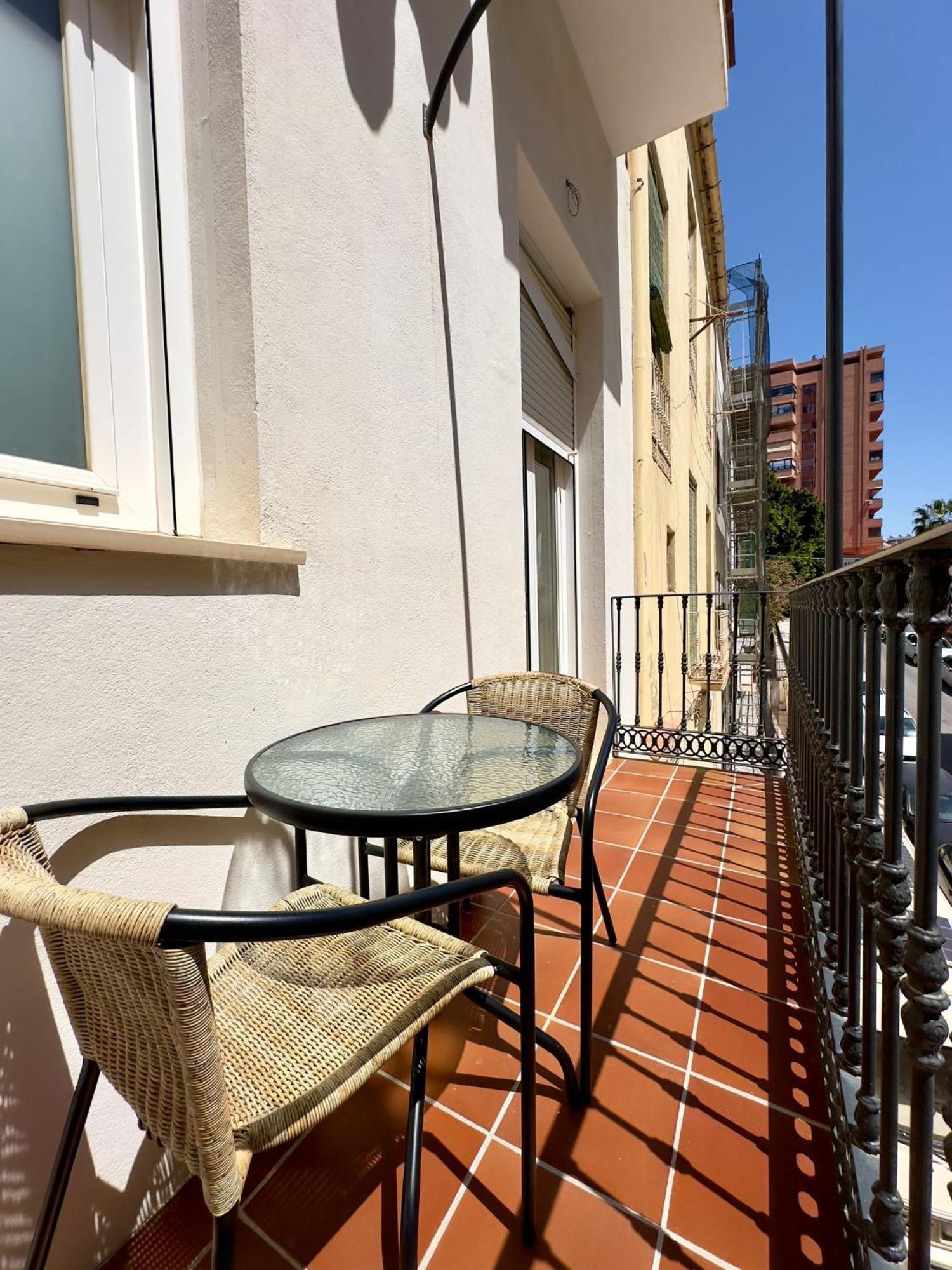 Urbe10 Pries Suite Малага Экстерьер фото
